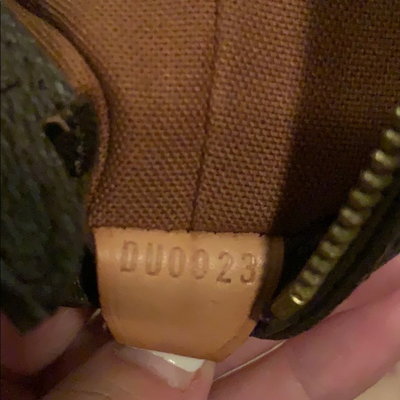 Louis Vuitton cabbas mezzo - Picture 4 of 10